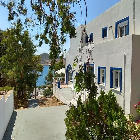 Athina Hotel 2*
